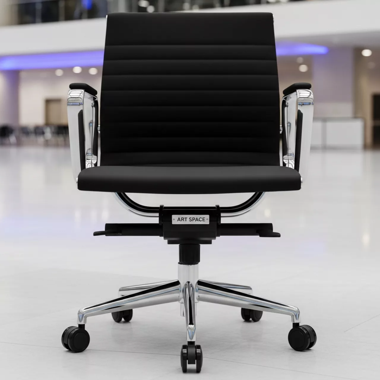 Аренда Кресло MG 330 с подлокотниками хром черный в ледовой арене «Шайба» — ART SPACE