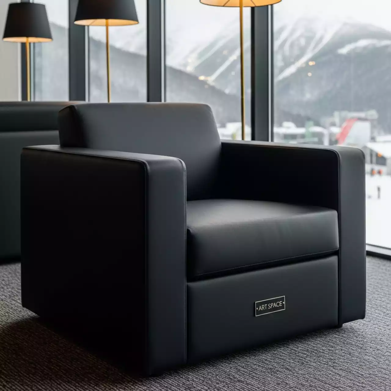 Аренда Кресло Milena черное из экокожи 04 094BK в Sochi Marriott Krasnaya Polyana — ART SPACE