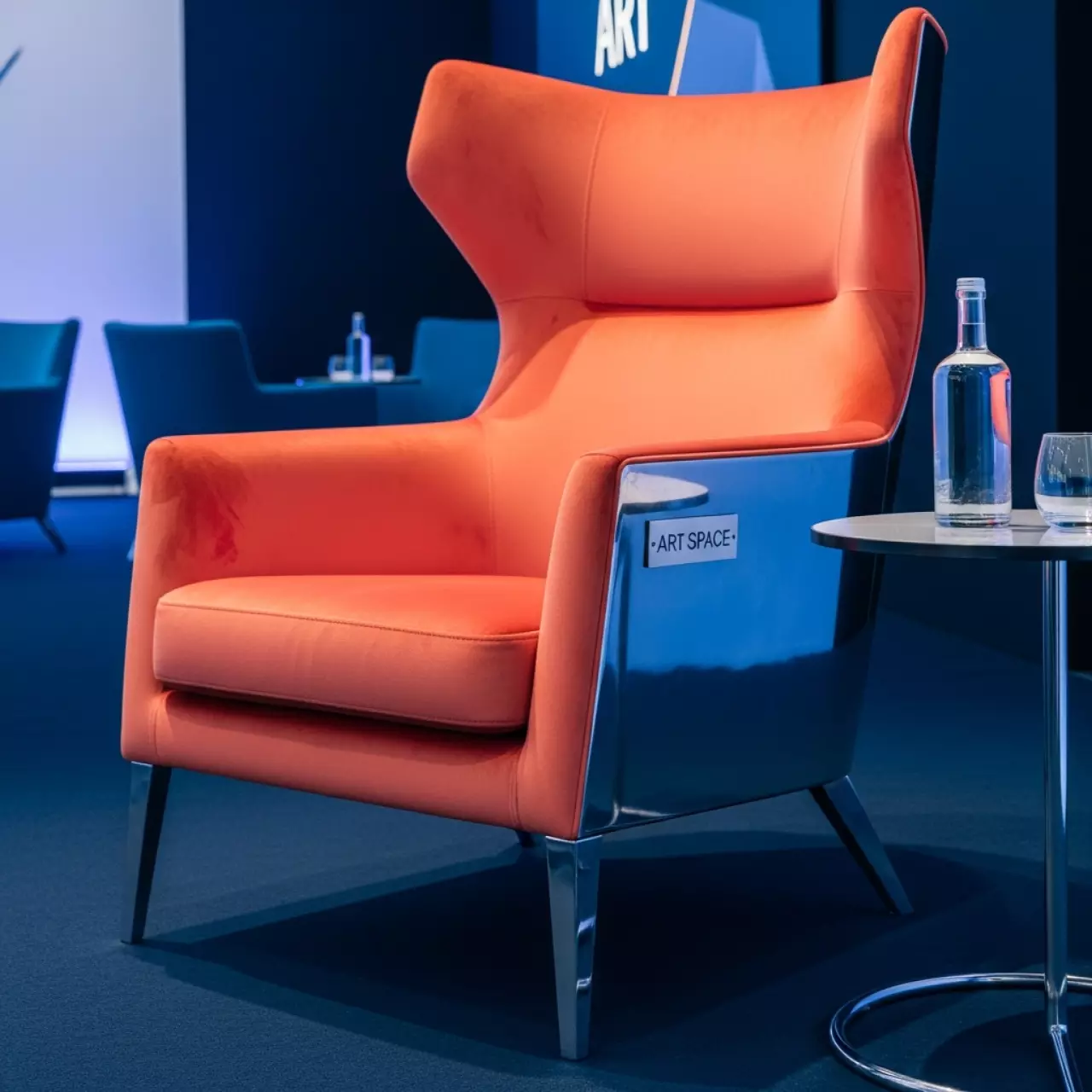 Аренда Кресло Mona barhat salmon в Gamma Sirius — ART SPACE