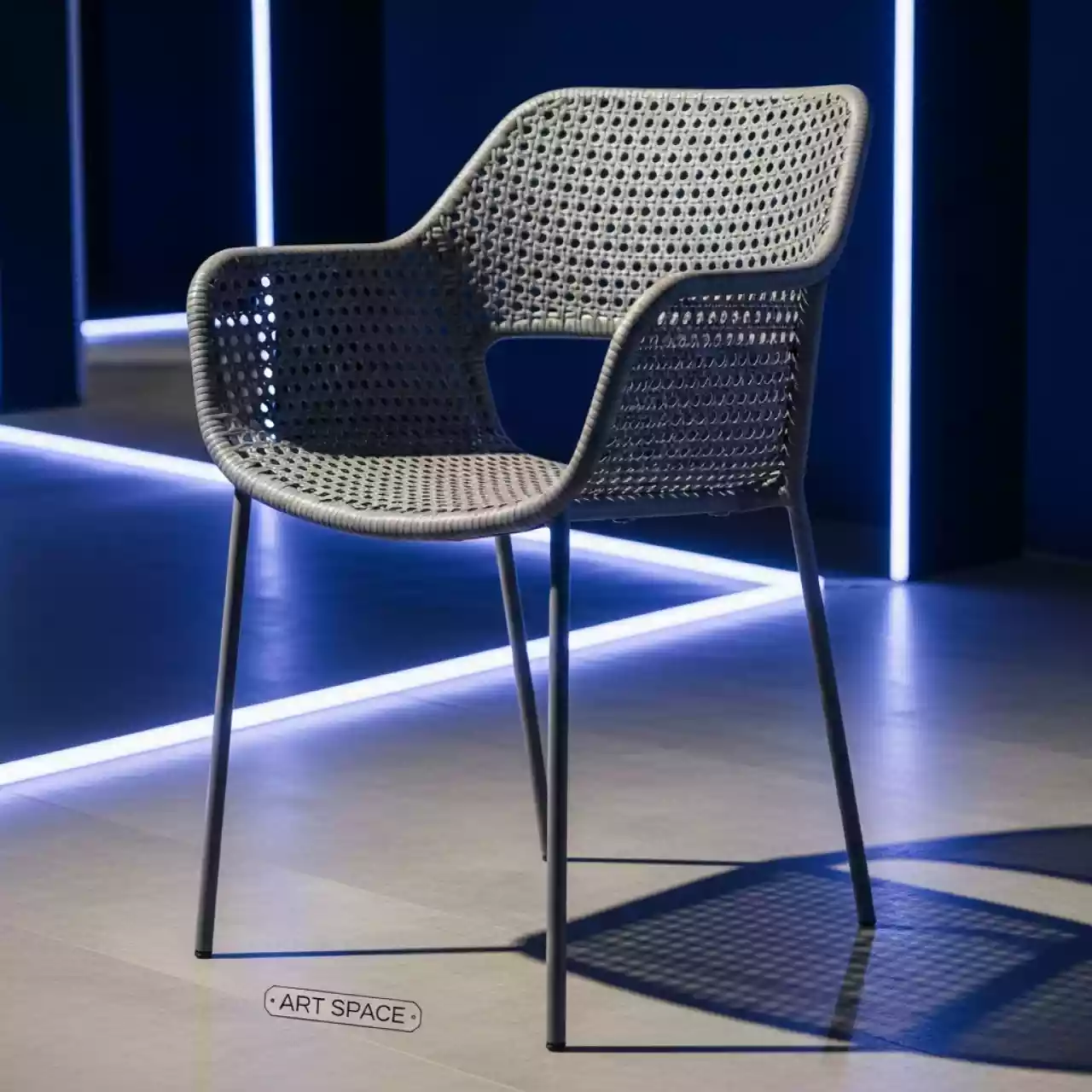 Аренда Кресло обеденное FIONA серое из искусственного ротанга в Red Arena — ART SPACE