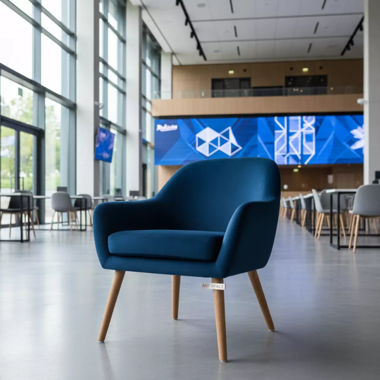 Аренда Кресло Orion синий вельвет в Radisson Blu Resort & Congress Centre — ART SPACE