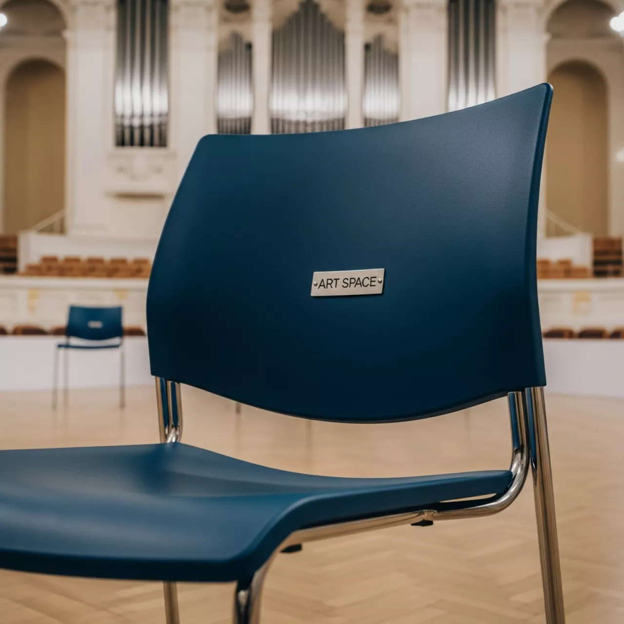 Аренда Кресло пластиковое Costa в Зале органной и камерной музыки — ART SPACE