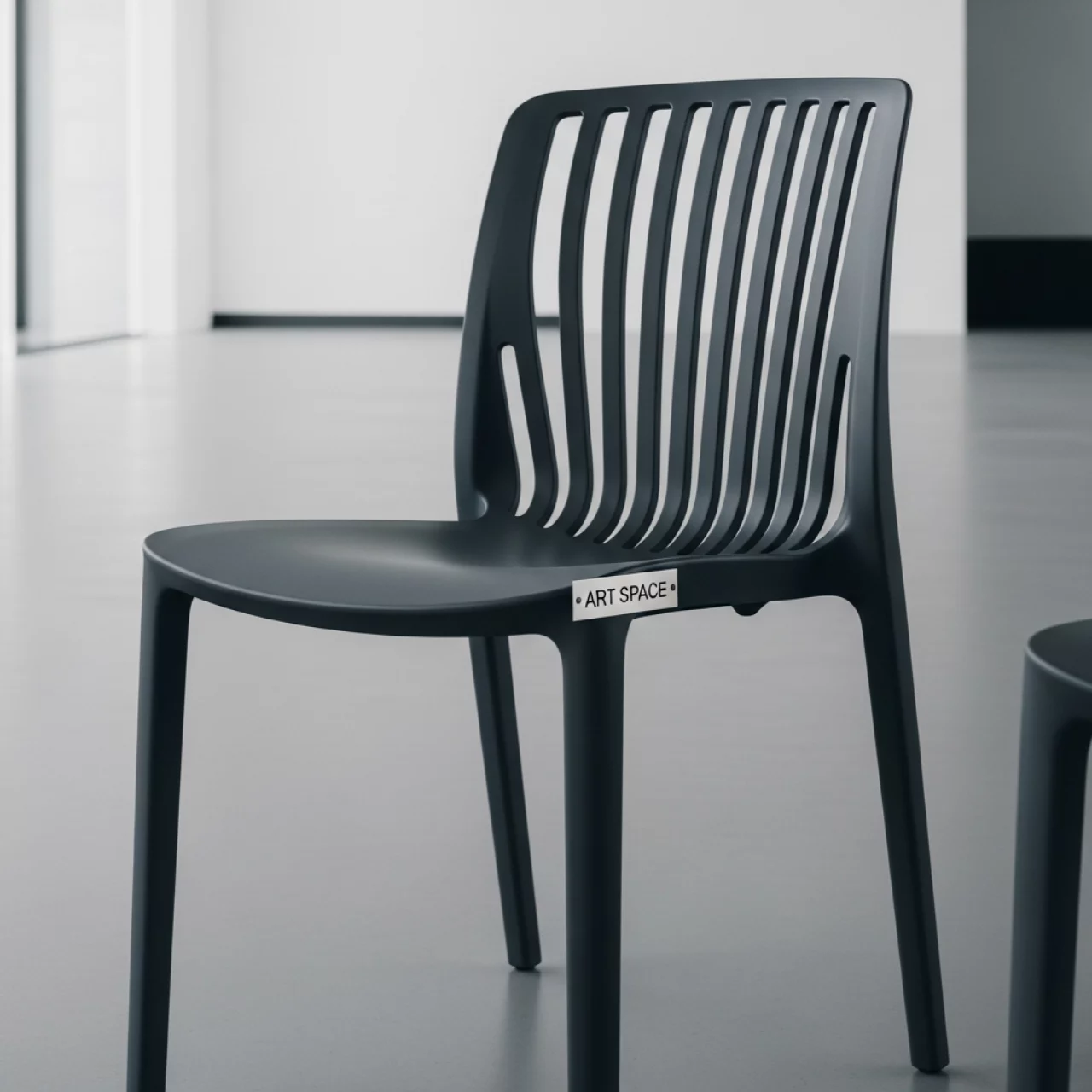 Аренда Кресло пластиковое Doga антрацит в Delta Sirius — ART SPACE