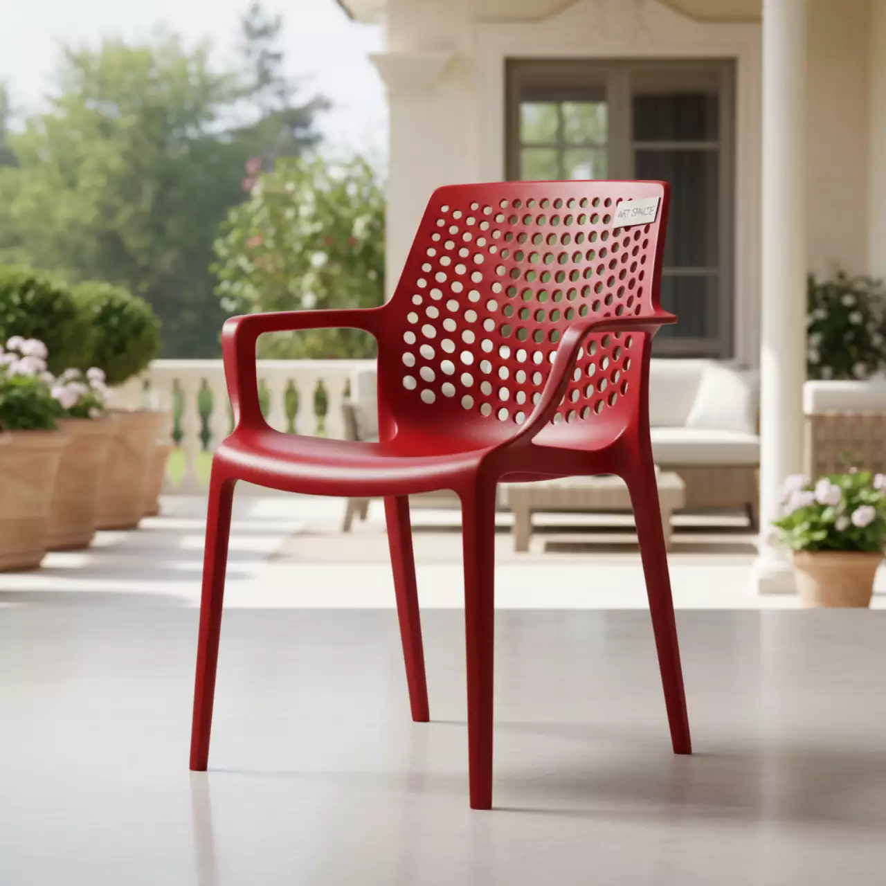 Аренда Кресло пластиковое красное Remind на вилле «Анна» — ART SPACE