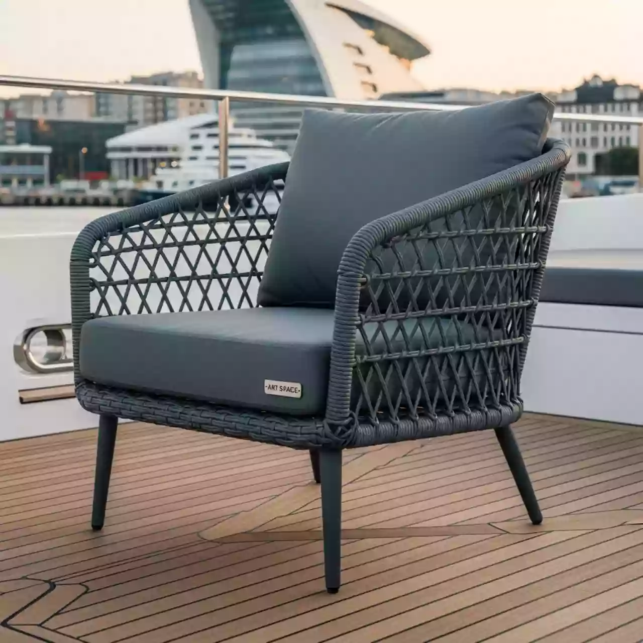 Аренда Кресло плетеное Palermo серое с подушками на VIP-яхте (Имеретинский порт) — ART SPACE