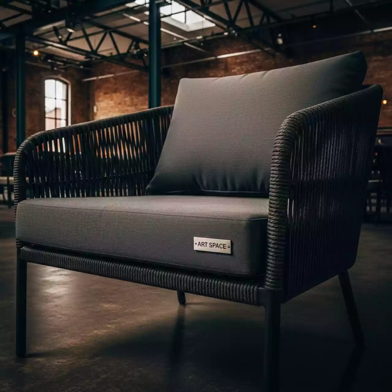 Аренда Кресло плетеное с подушкой Pioneer 3.0 в Sport Inn Hotel & Wellness — ART SPACE