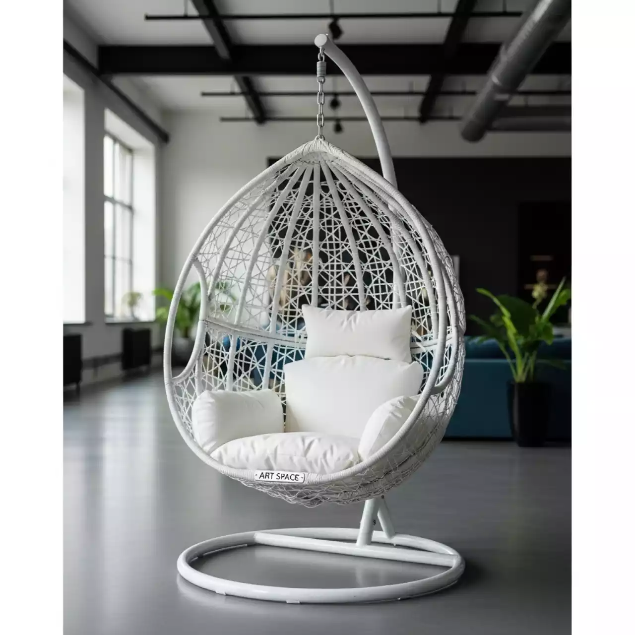 Аренда Кресло подвесное плетеное Vichy белое с алюминиевым каркасом в санатории «Черноморье» — ART SPACE