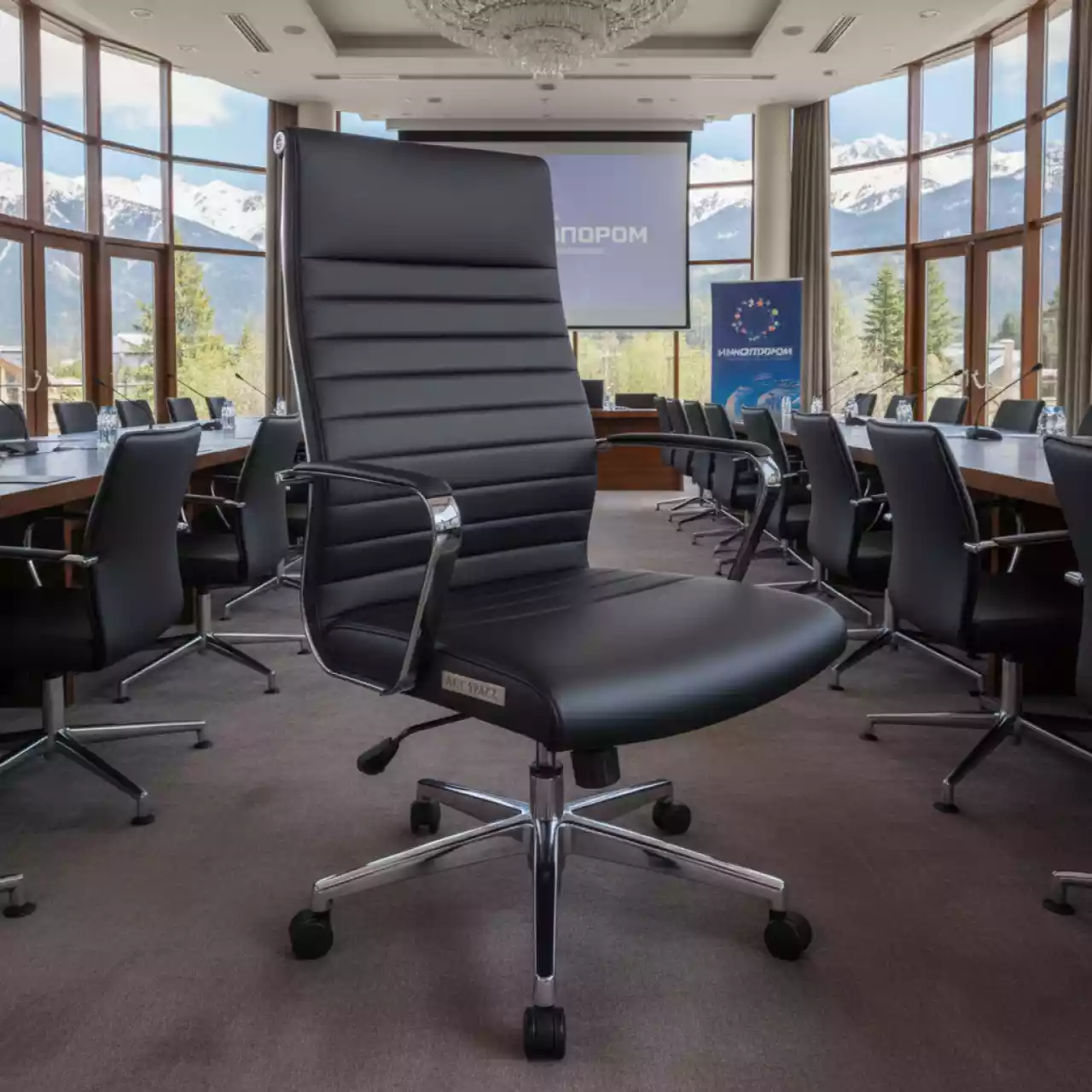 Аренда Кресло President черное в Rixos Krasnaya Polyana — ART SPACE