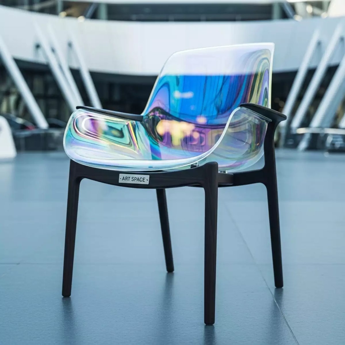 Аренда Кресло прозрачное Opal Wox Iroko в комплексе Sea Galaxy — ART SPACE