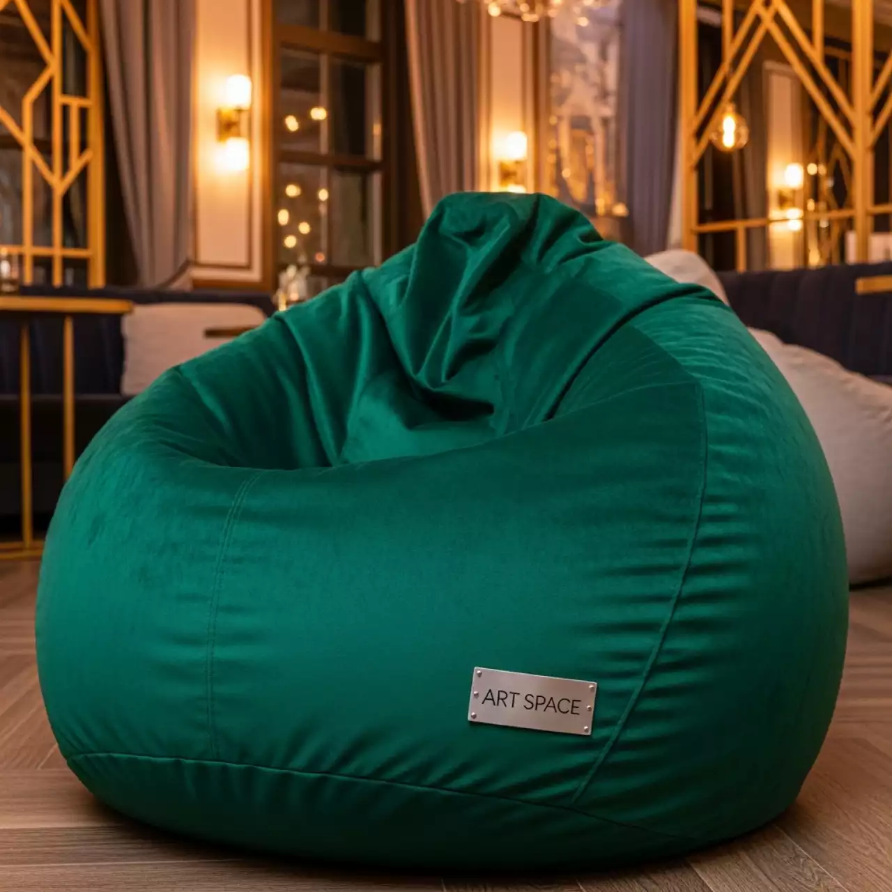 Аренда Кресло пуф мешок зеленое в Stella di Mosca — ART SPACE