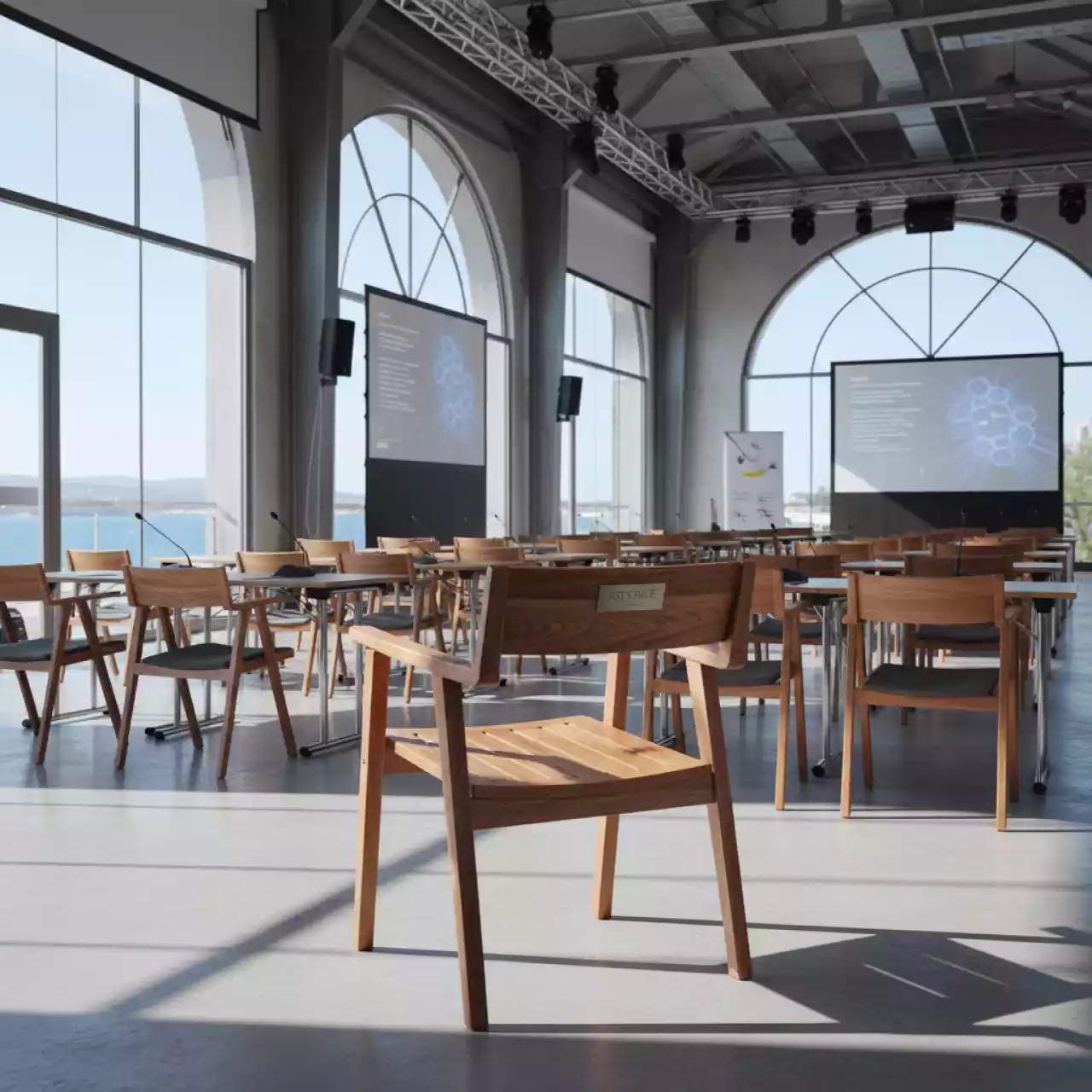 Аренда Кресло раскладное Eplaro в зале «Чайка» (Морпорт) — ART SPACE