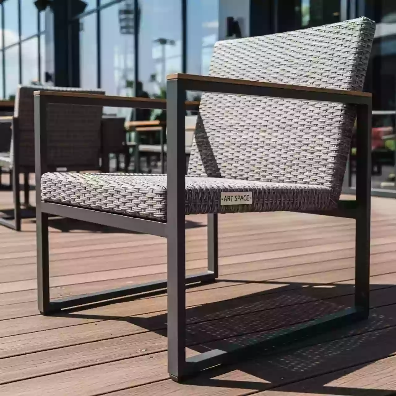 Аренда Кресло раскладное плетеное YH C1543D graphite в ресторане «Плакучая Ива» — ART SPACE