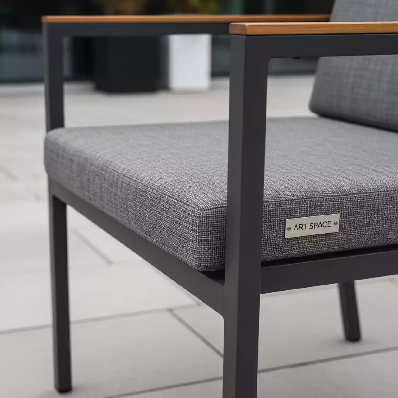 Аренда Кресло садовое 54х65х92 см сталь текстилен серое в санатории «Заполярье» — ART SPACE