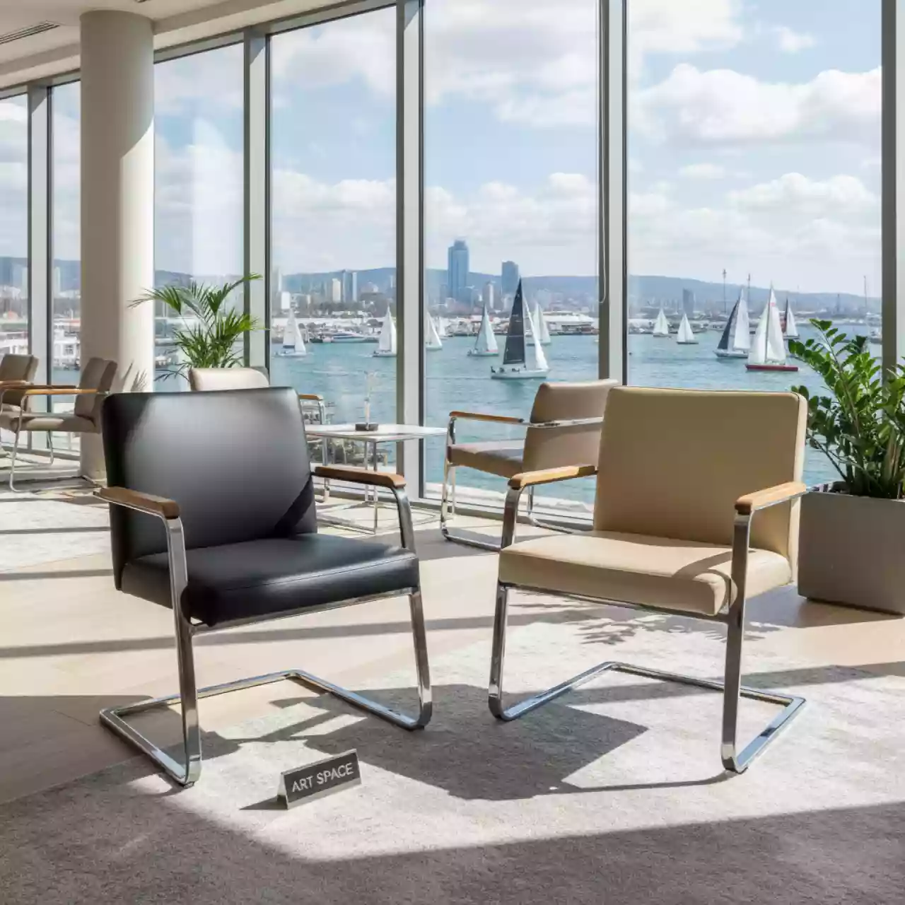 Аренда Кресло Samba черное или бежевое на парусной регате (Сочи) — ART SPACE