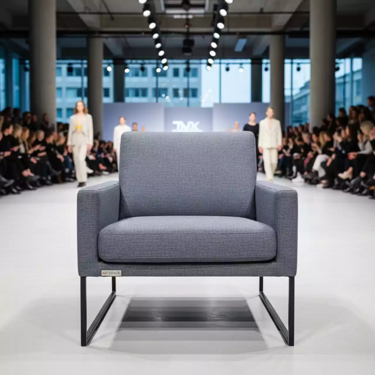 Аренда Кресло серое Pascal grey в Radisson Collection Paradise — ART SPACE