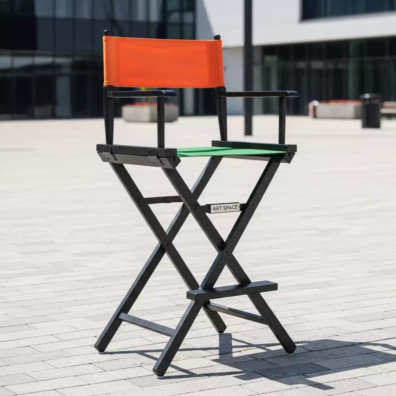 Аренда Кресло визажиста бровиста на Медальной площади — ART SPACE