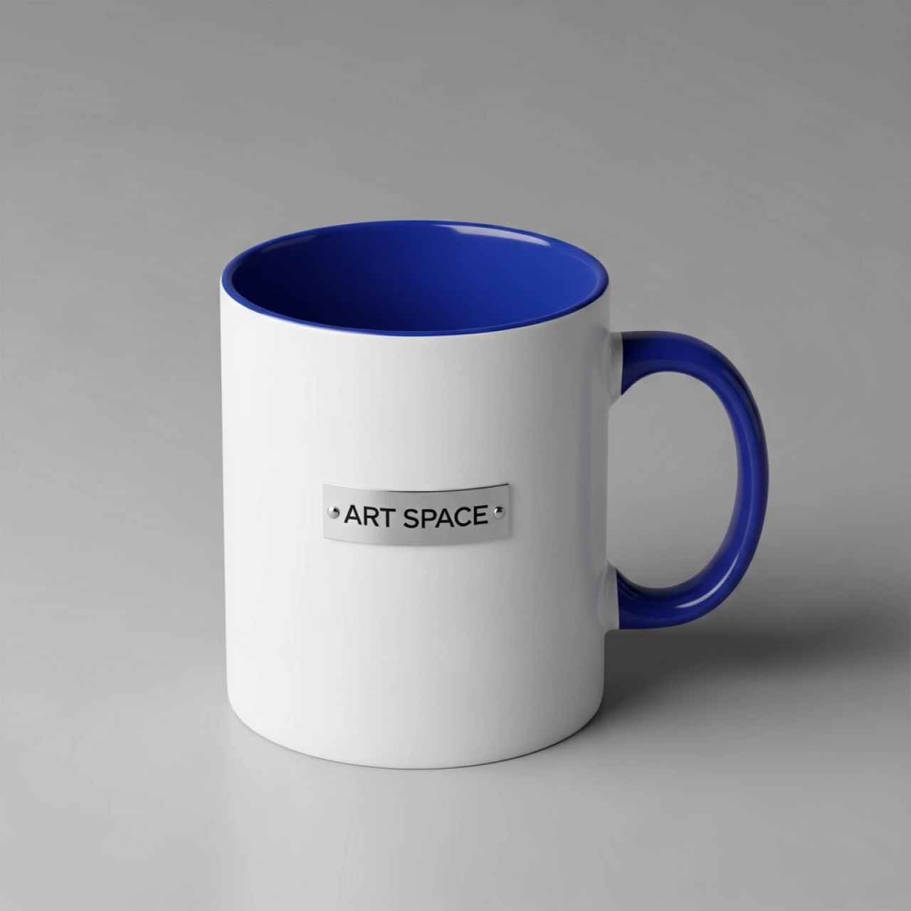 Аренда Кружка для сублимации прямая белая с синей заливкой в ледовой арене «Шайба» — ART SPACE