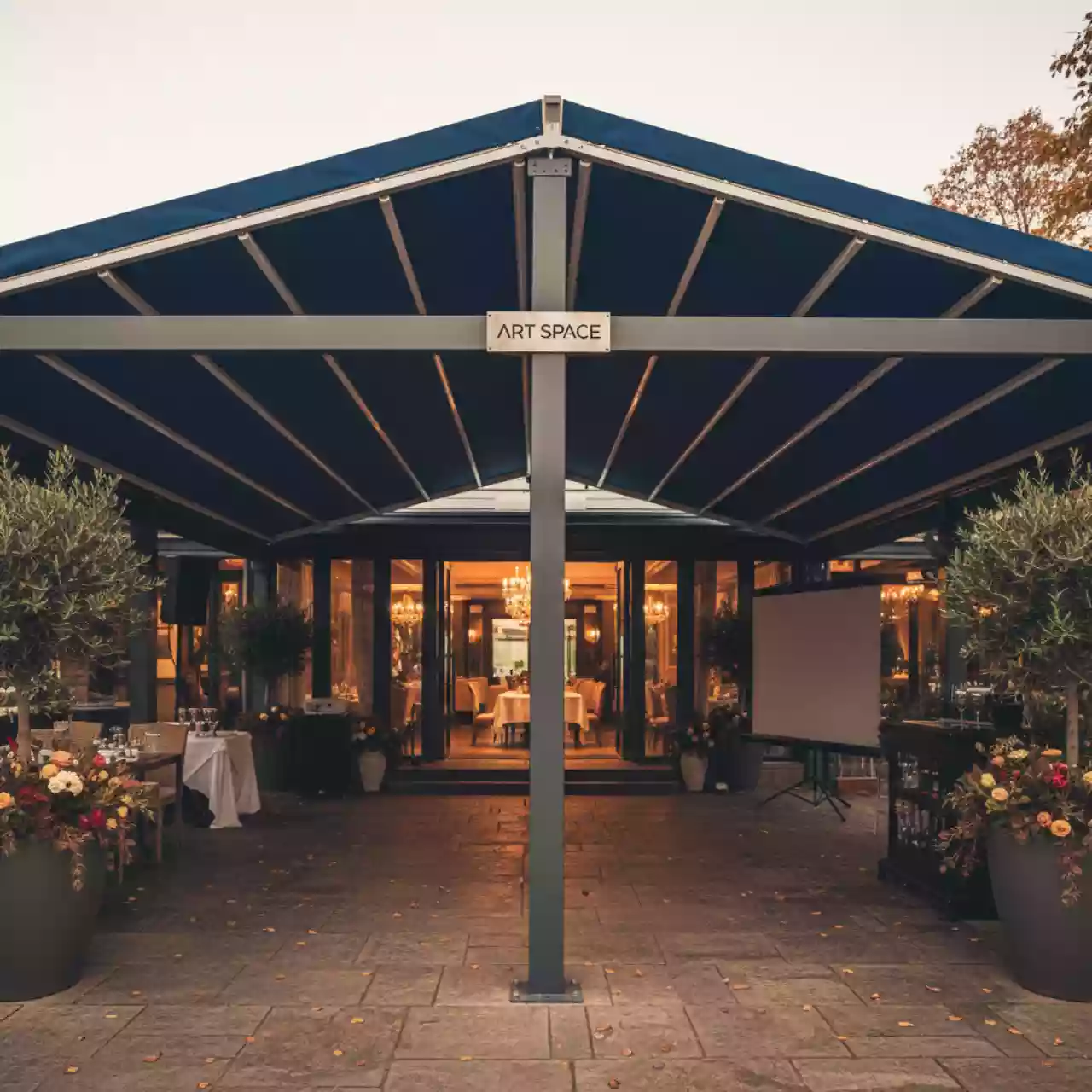 Аренда Крыша двускатная граунда Prolyte 18х14 м в ресторане «Sanremo» — ART SPACE