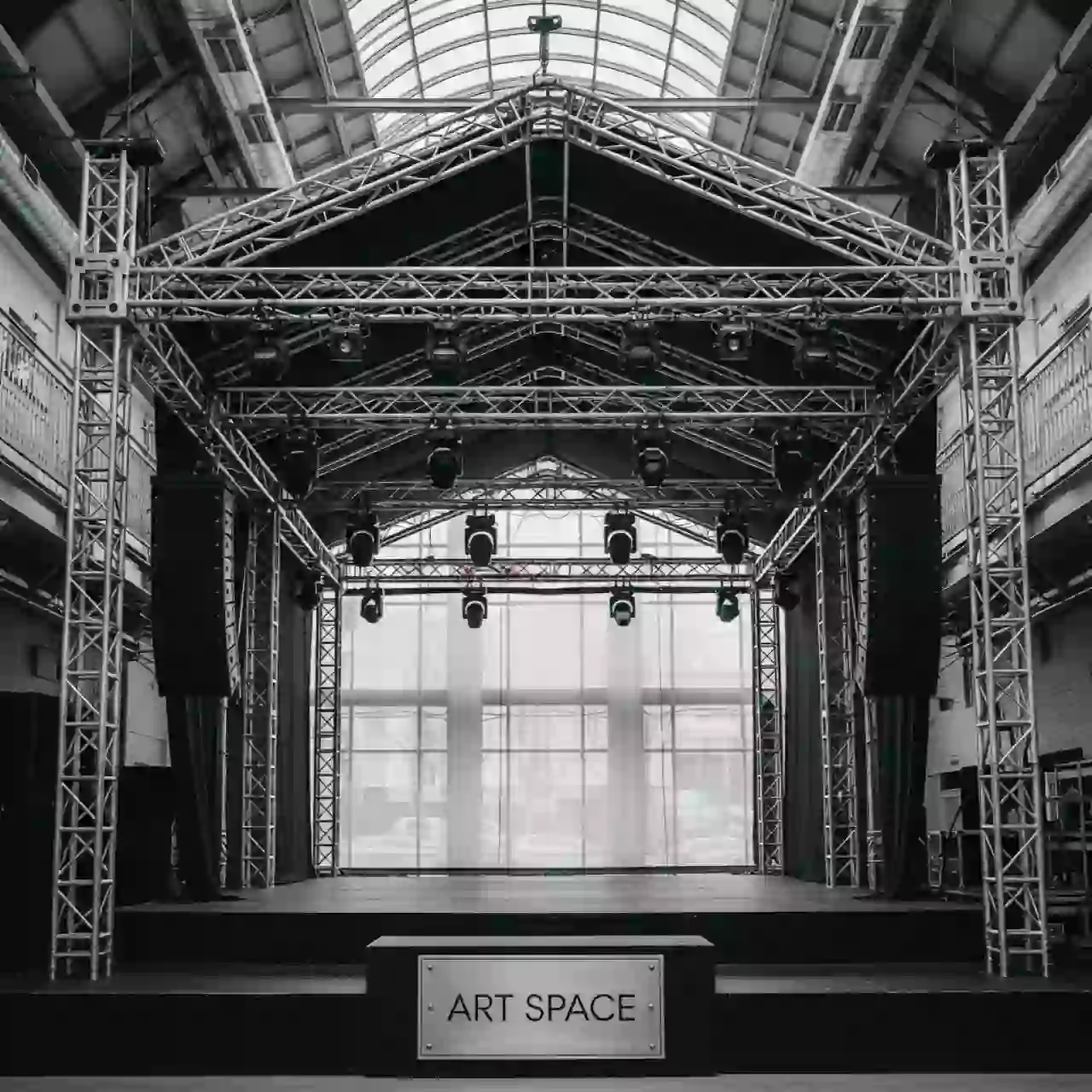 Аренда Крыша элеваторная двускатная 12х10 м в ресторане «Высота 5642» — ART SPACE