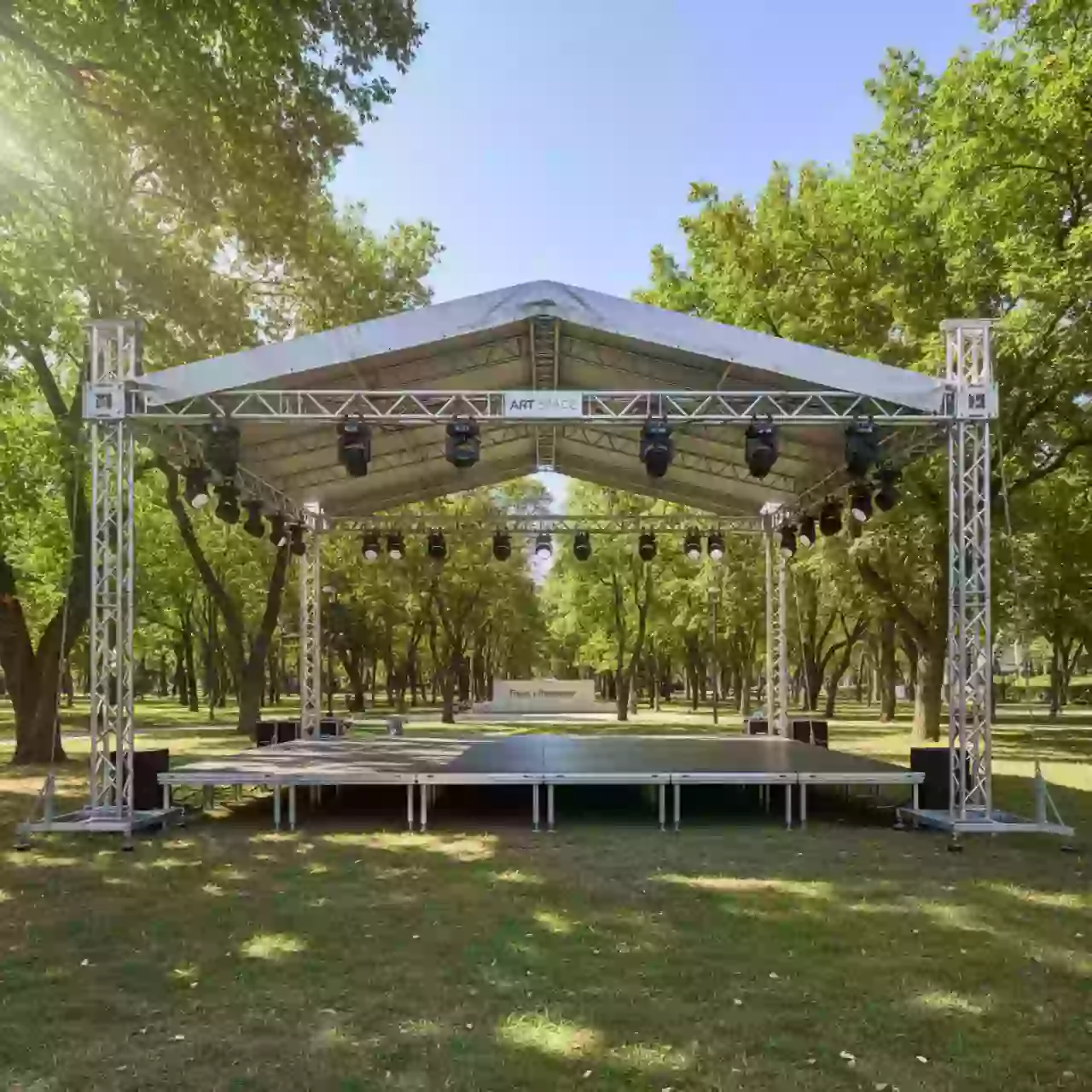 Аренда Крыша граунда односкатная Prolyte 10х8 м в парке «Ривьера» — ART SPACE