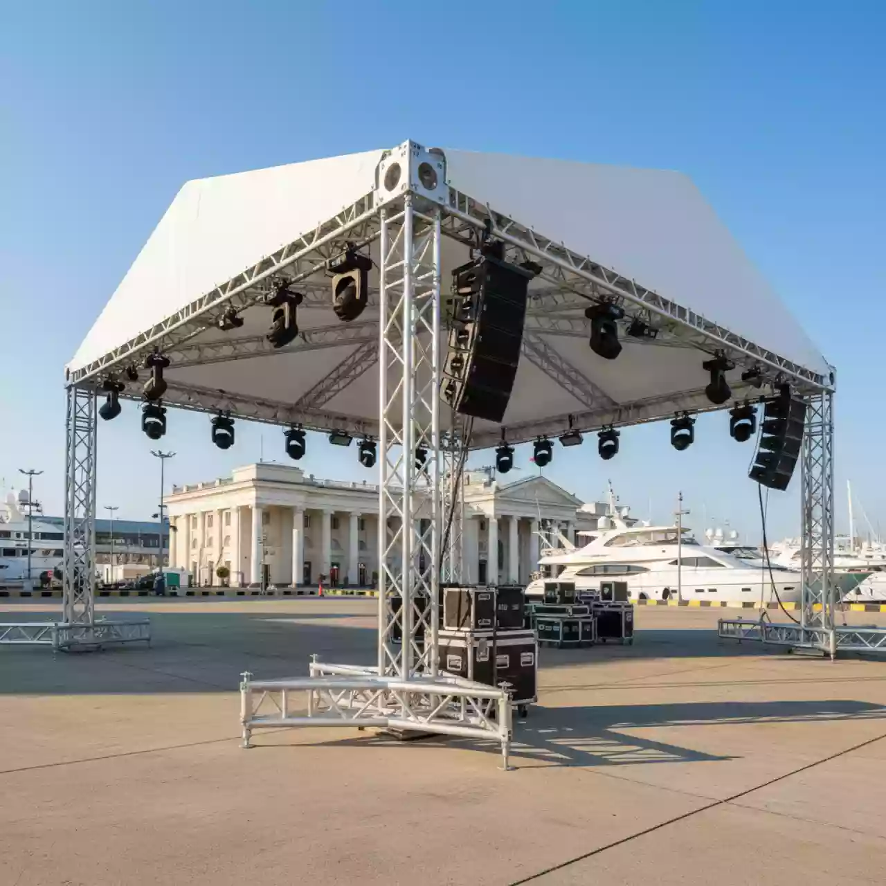 Аренда Крыша временная граунд 21х13 м на территории Морпорта Сочи — ART SPACE