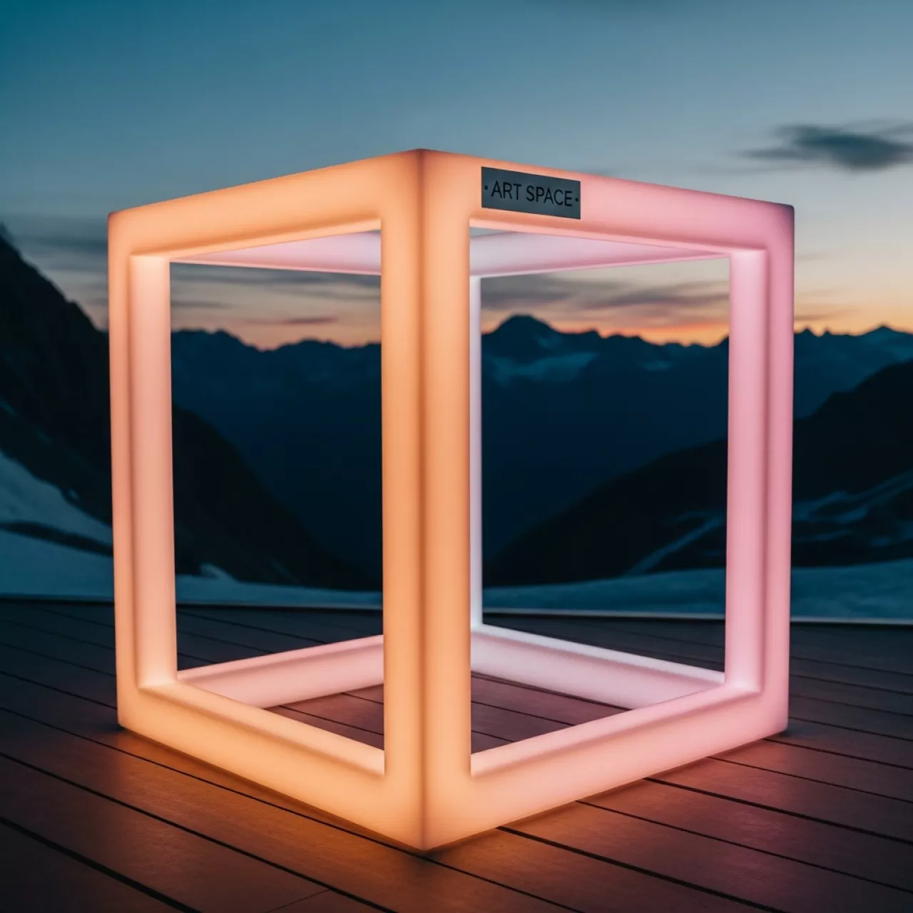 Аренда Куб светящийся открытый на площадке Rosa Peak (2320м) — ART SPACE