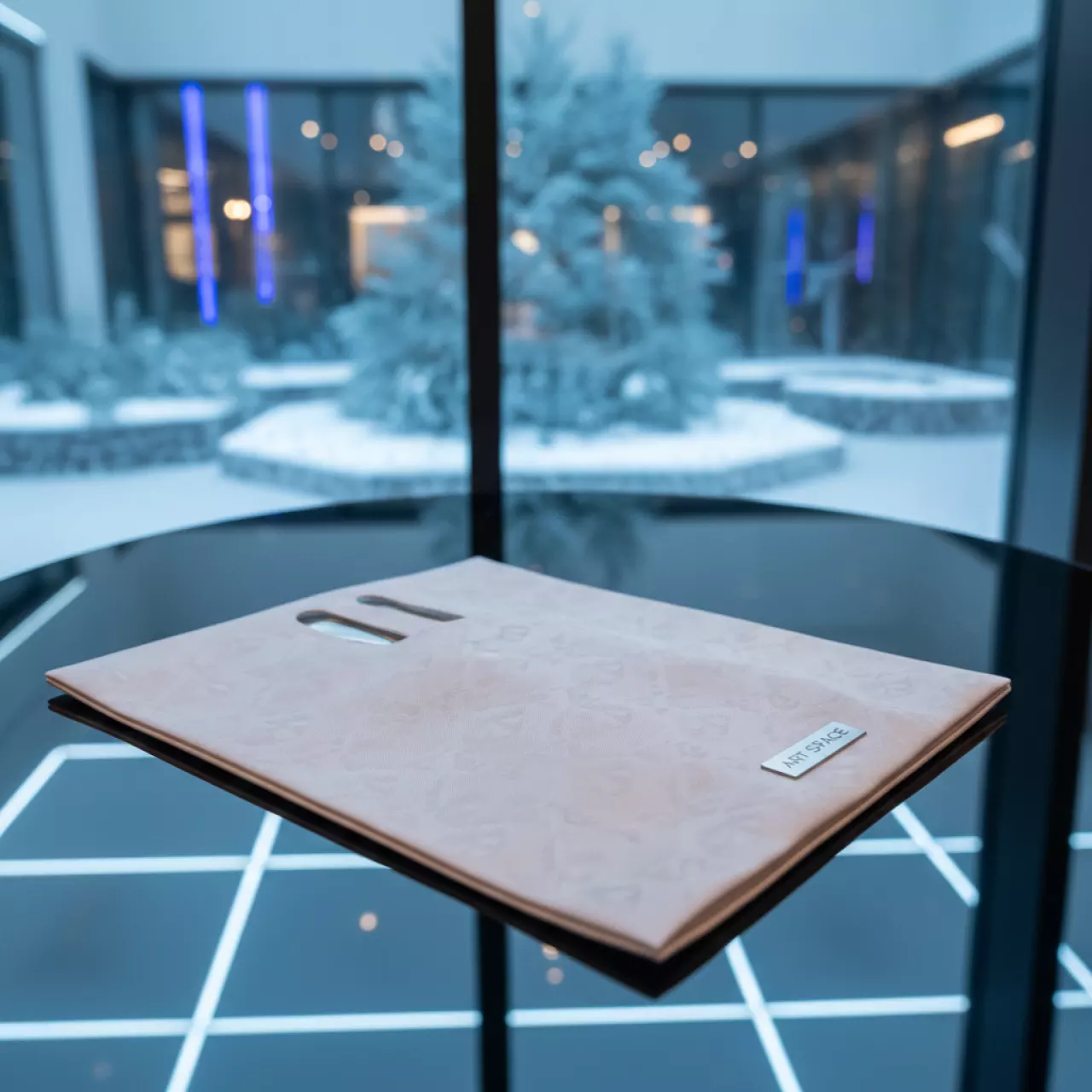 Аренда Куверт журавинка вензель на 2 прибора топленое молоко в Swissôtel Resort Sochi Kamelia — ART SPACE