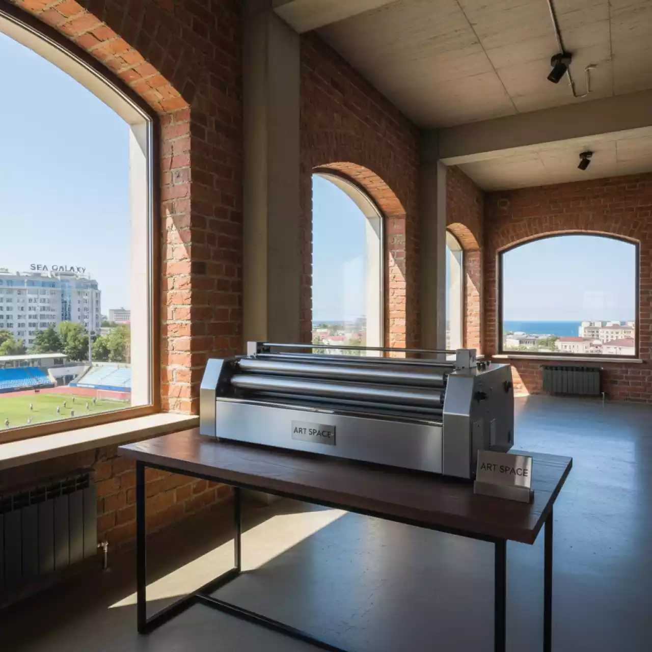 Аренда Ламинатор рулонный Bulros FM 360 Mini в комплексе Sea Galaxy — ART SPACE