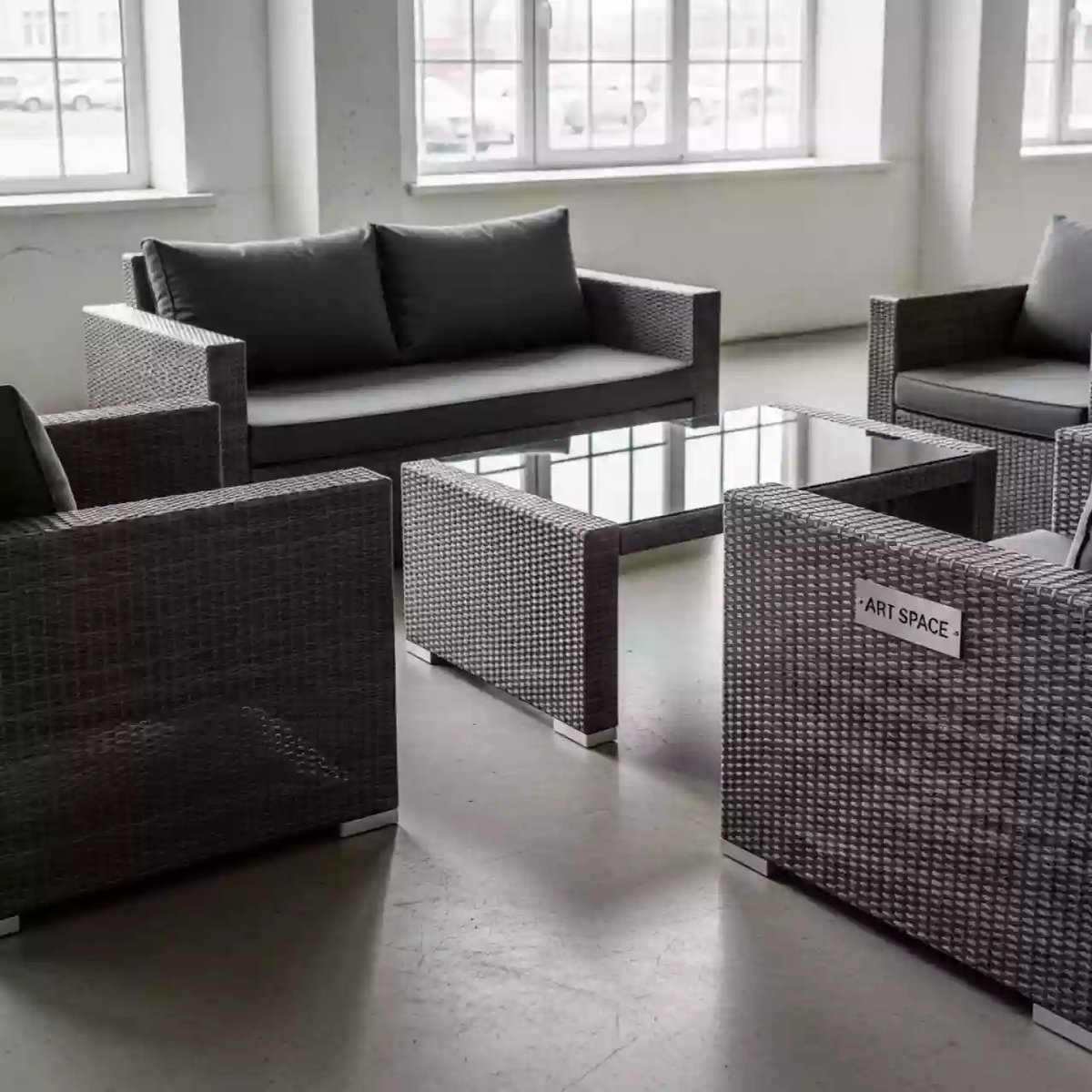 Аренда Лаунж зона из искусственного ротанга Валенсия серый цвет в Маринс Парк Отеле — ART SPACE