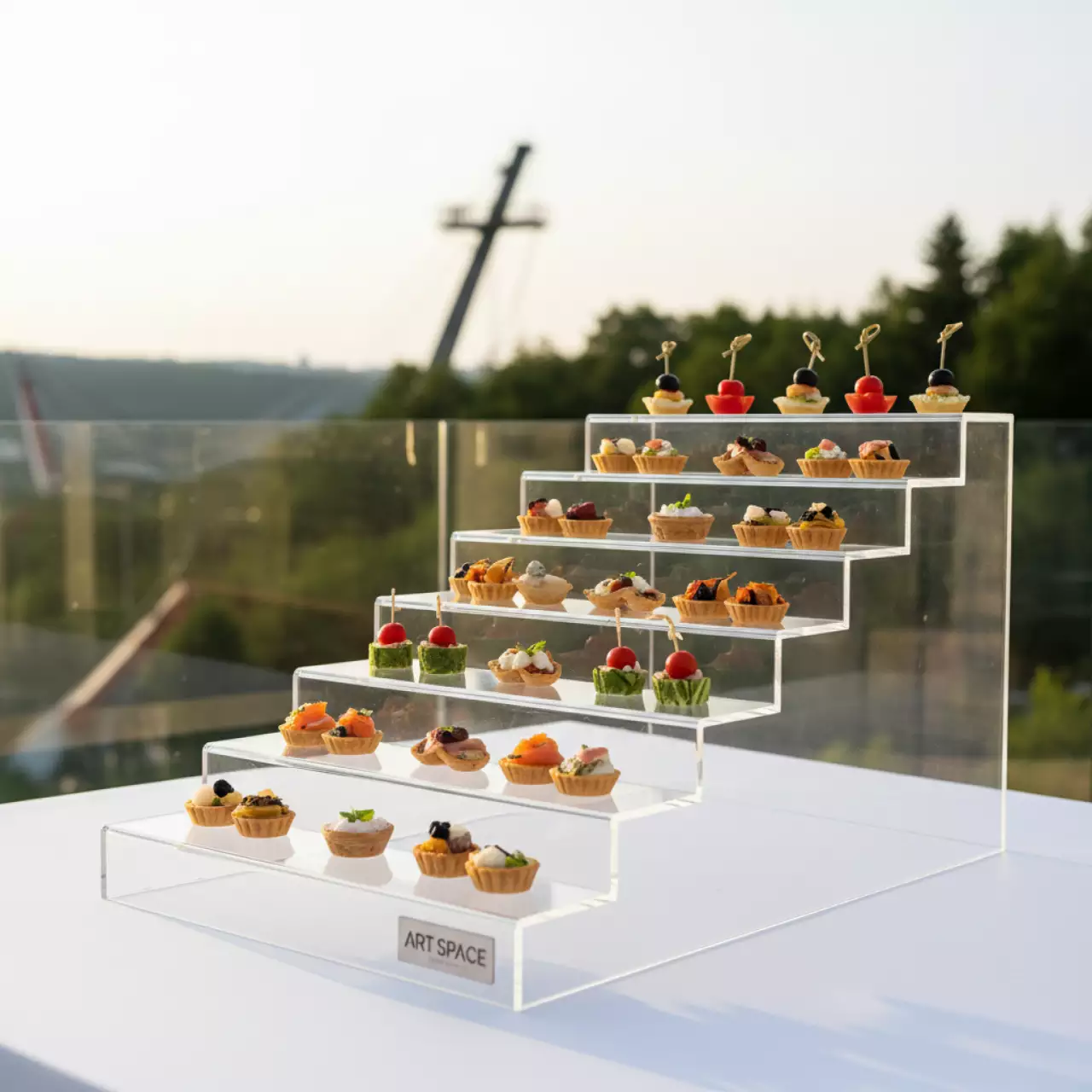 Аренда Лестница фуршетная прозрачная 7 ярусов 65х40х20 см в Skypark Sochi — ART SPACE