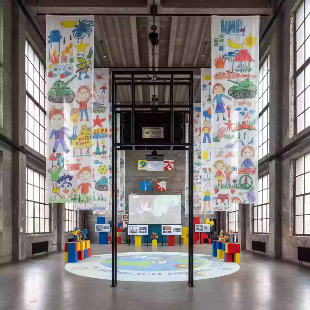 Аренда Летопись великой победы глазами детей в Skypark Sochi — ART SPACE