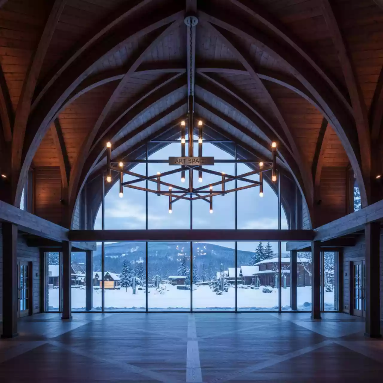 Аренда Люстра Eurosvet в этно-парке «Моя Россия» — ART SPACE