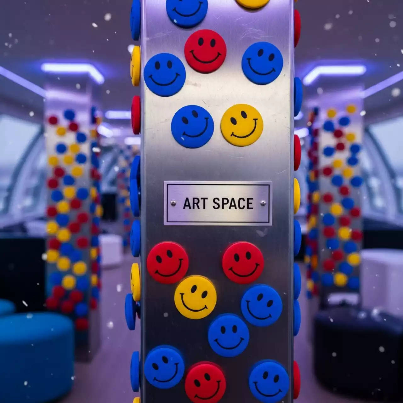 Аренда Магниты смайлы Magnetoplan 20 мм на VIP теплоходе (Морпорт Сочи) — ART SPACE