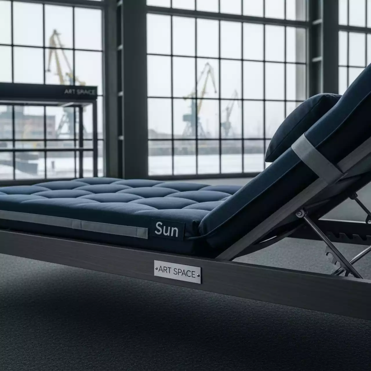 Аренда Матрас Sun для шезлонга в зале «Чайка» (Морпорт) — ART SPACE