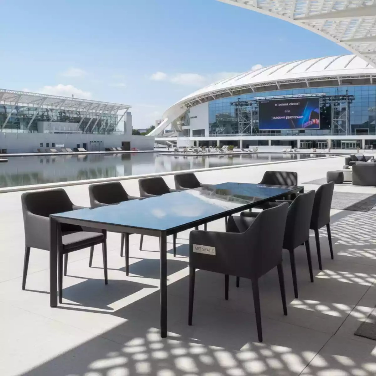 Аренда Мебельная группа Cana Festa Plus каркас карбон стол стекло 200 ткань антрацит на арене «Фишт» — ART SPACE