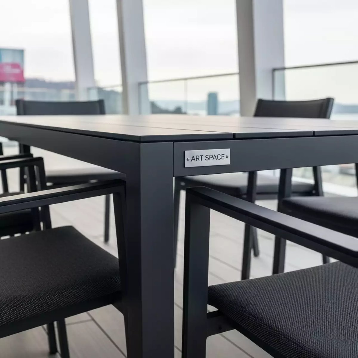 Аренда Мебельная группа Dolla Festa Plus каркас карбон стол алюминий 180 ткань антрацит в отеле Hyatt Regency Sochi — ART SPACE