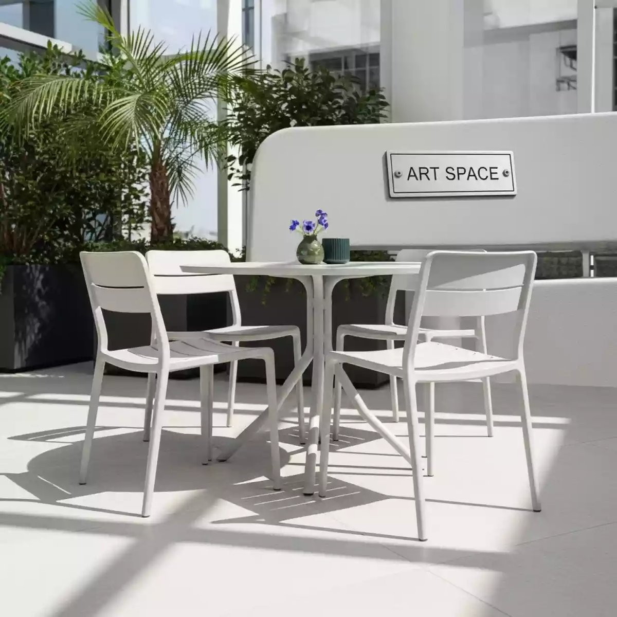 Аренда Мебельная группа из литого алюминия Палм 4 кресла Марбелья в Pullman Sochi Centre — ART SPACE