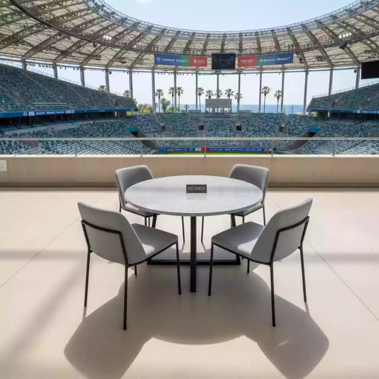 Аренда Мебельная группа Конте 4 персоны круглый стол серый гранит на арене «Фишт» — ART SPACE