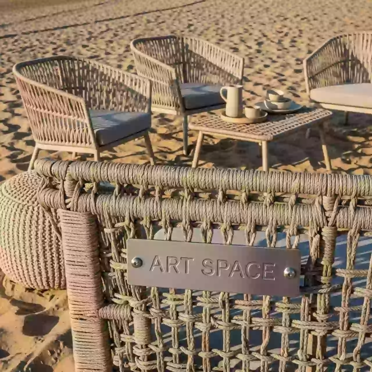 Аренда Мебельная группа Лацио из искусственного ротанга цвет соломенный на пляже «Ривьера» — ART SPACE