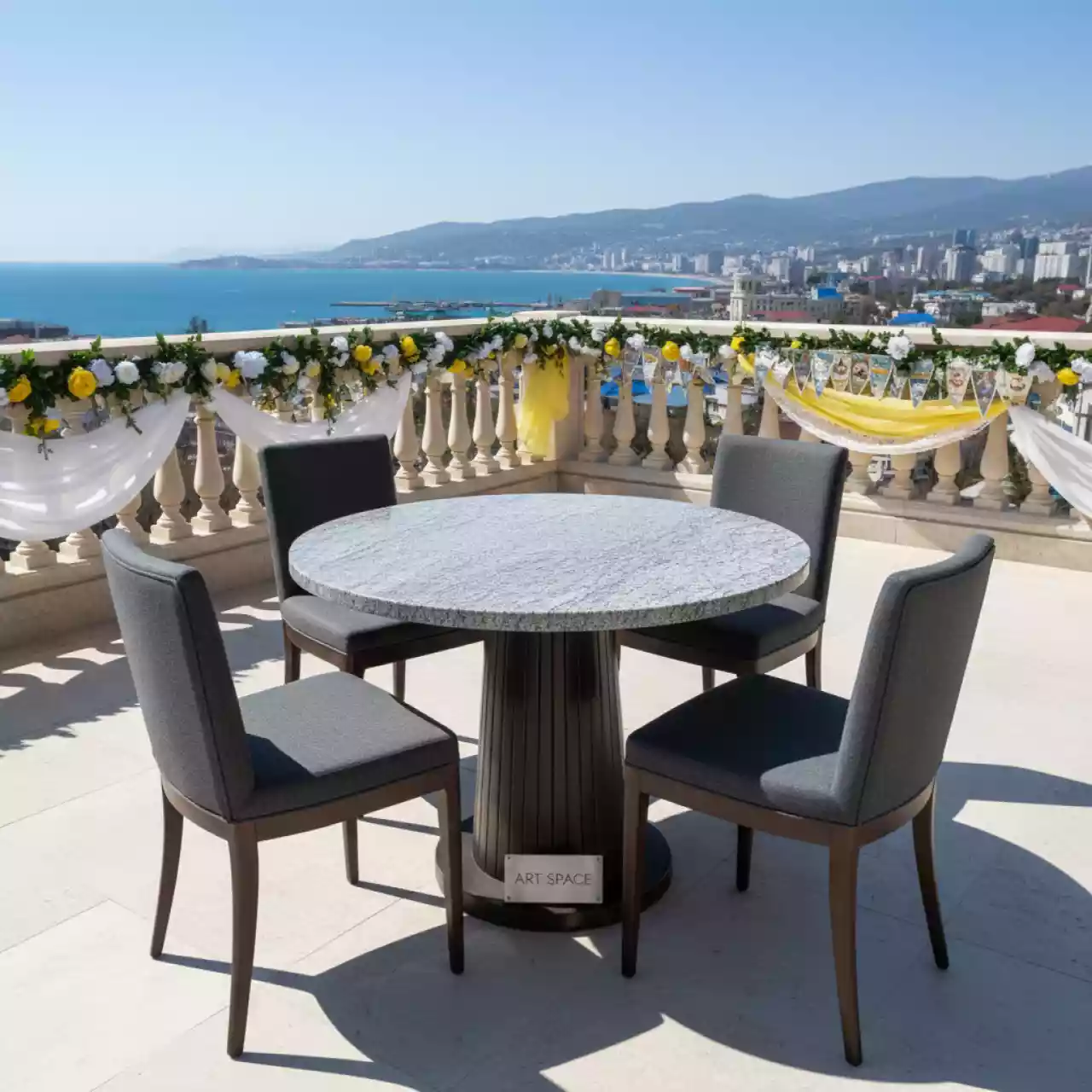 Аренда Мебельная группа Лион на 4 персоны темно серые стулья стол серый гранит в Imeretinskiy Hotel — ART SPACE