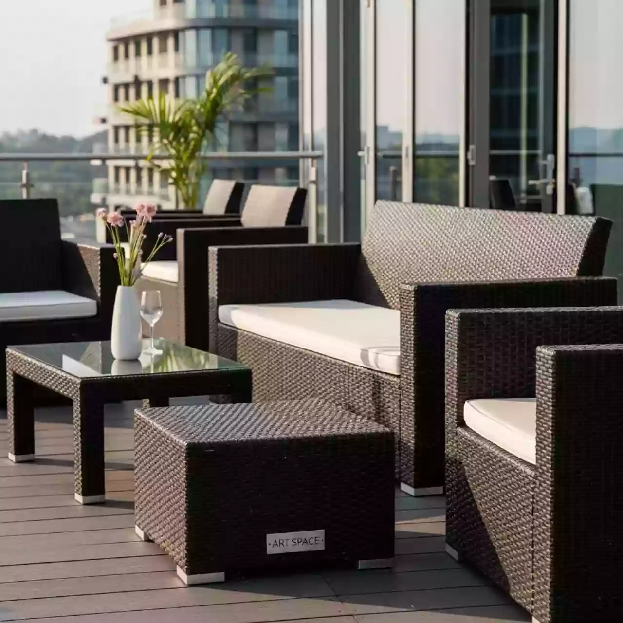 Аренда Мебельная группа плетеная соломенная Эспрессо 80 L в Novotel Resort — ART SPACE