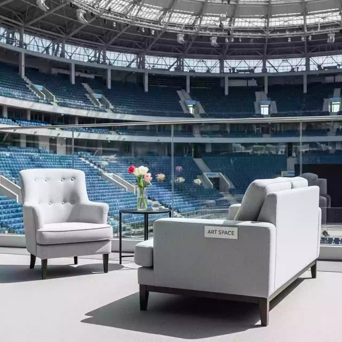 Аренда Мебельная группа светло серый Royal Family July M в ледовой арене «Шайба» — ART SPACE