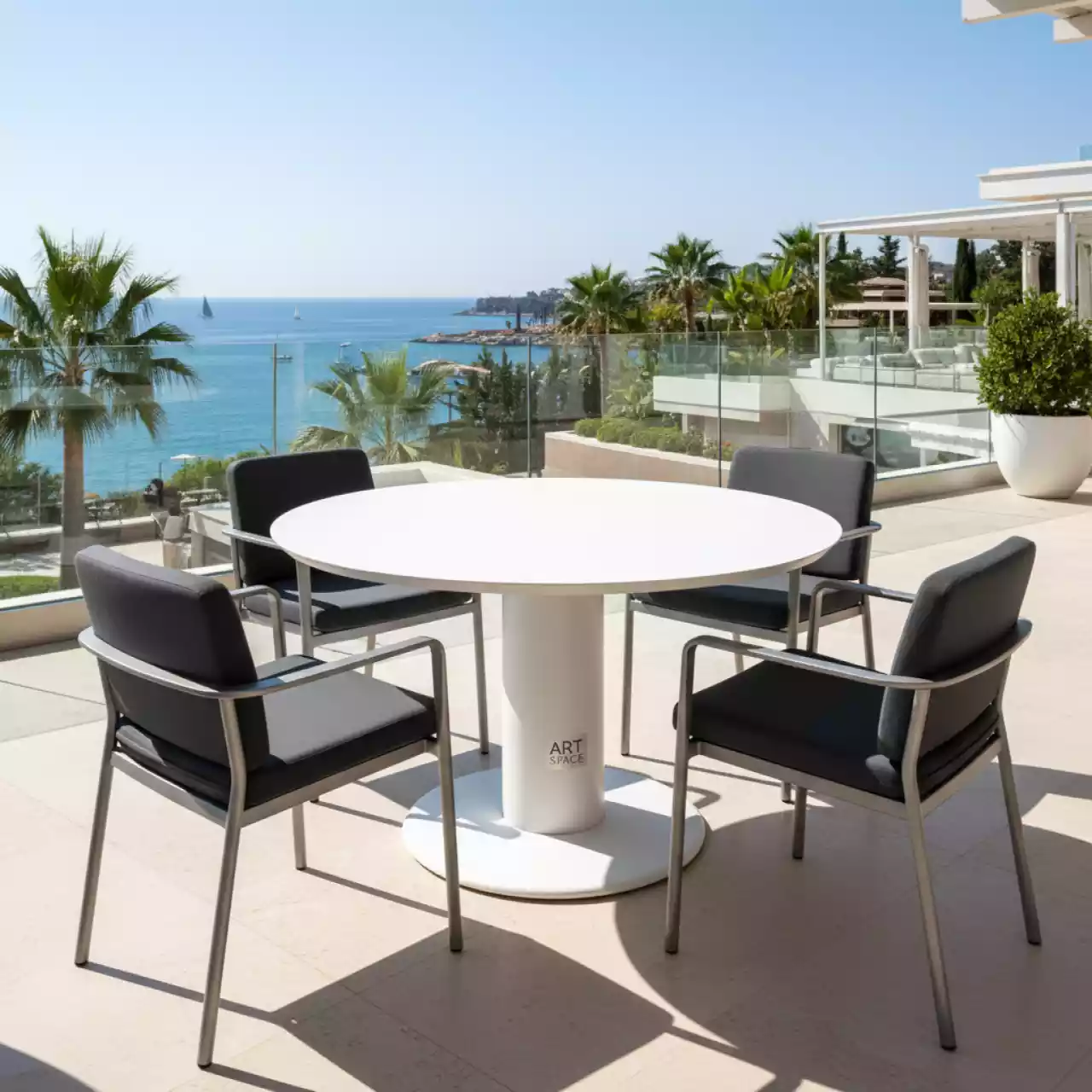 Аренда Мебельная группа Voglie Round белый антрацит в ресторане «La Terrazza» — ART SPACE