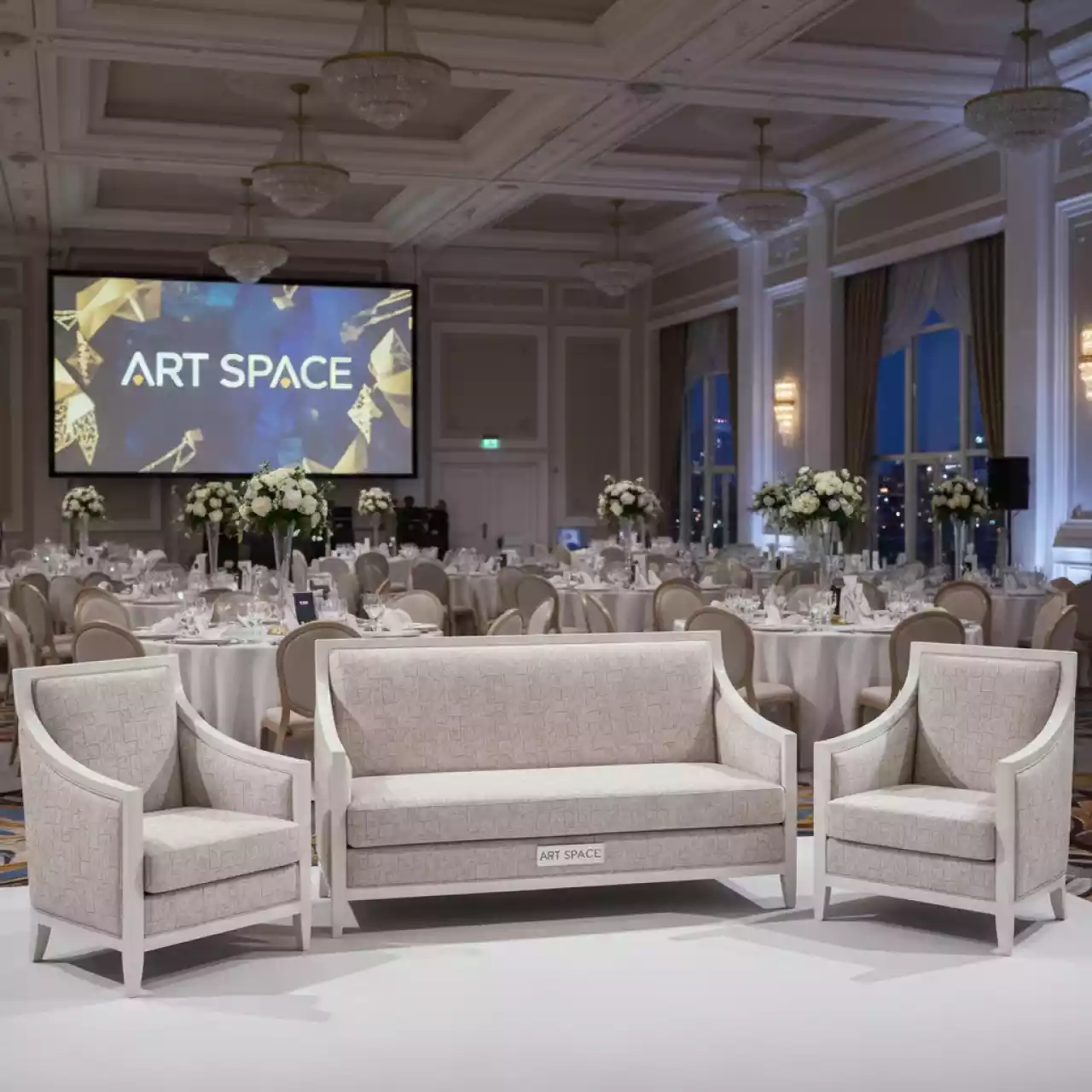 Аренда Мебельной группы BELLA белый бежевый 180 в отеле Hyatt Regency Sochi — ART SPACE