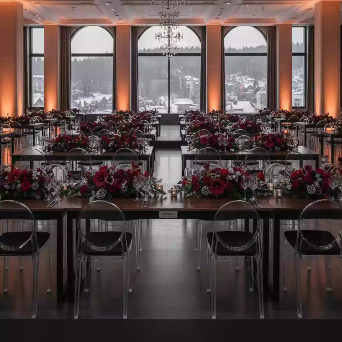 Аренда Мебели для свадьбы в Green Flow Hotel — ART SPACE