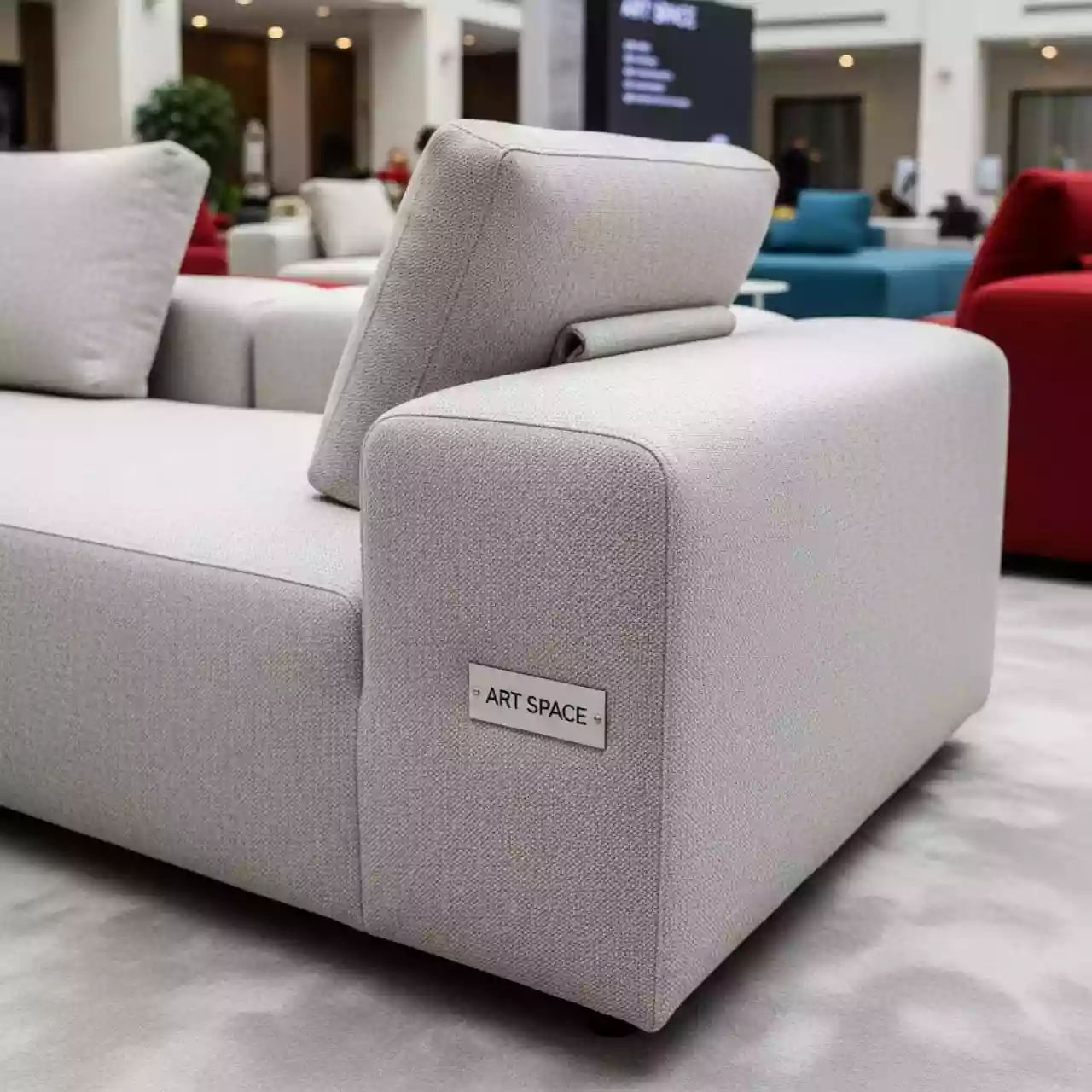 Аренда Модуль Авалон 133 353 правый левый в Cosmos Sochi Hotel — ART SPACE