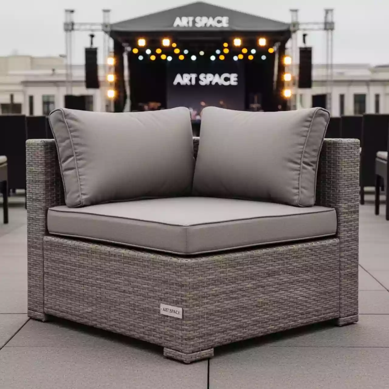 Аренда Модуль угловой Уилтшир плетеное кресло с подушкой greige в Rodina Grand Hotel & SPA — ART SPACE