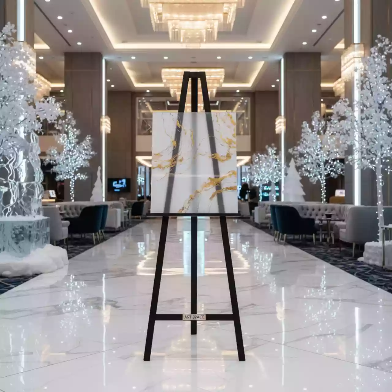 Аренда Мольберт Black в казино «Сочи» — ART SPACE