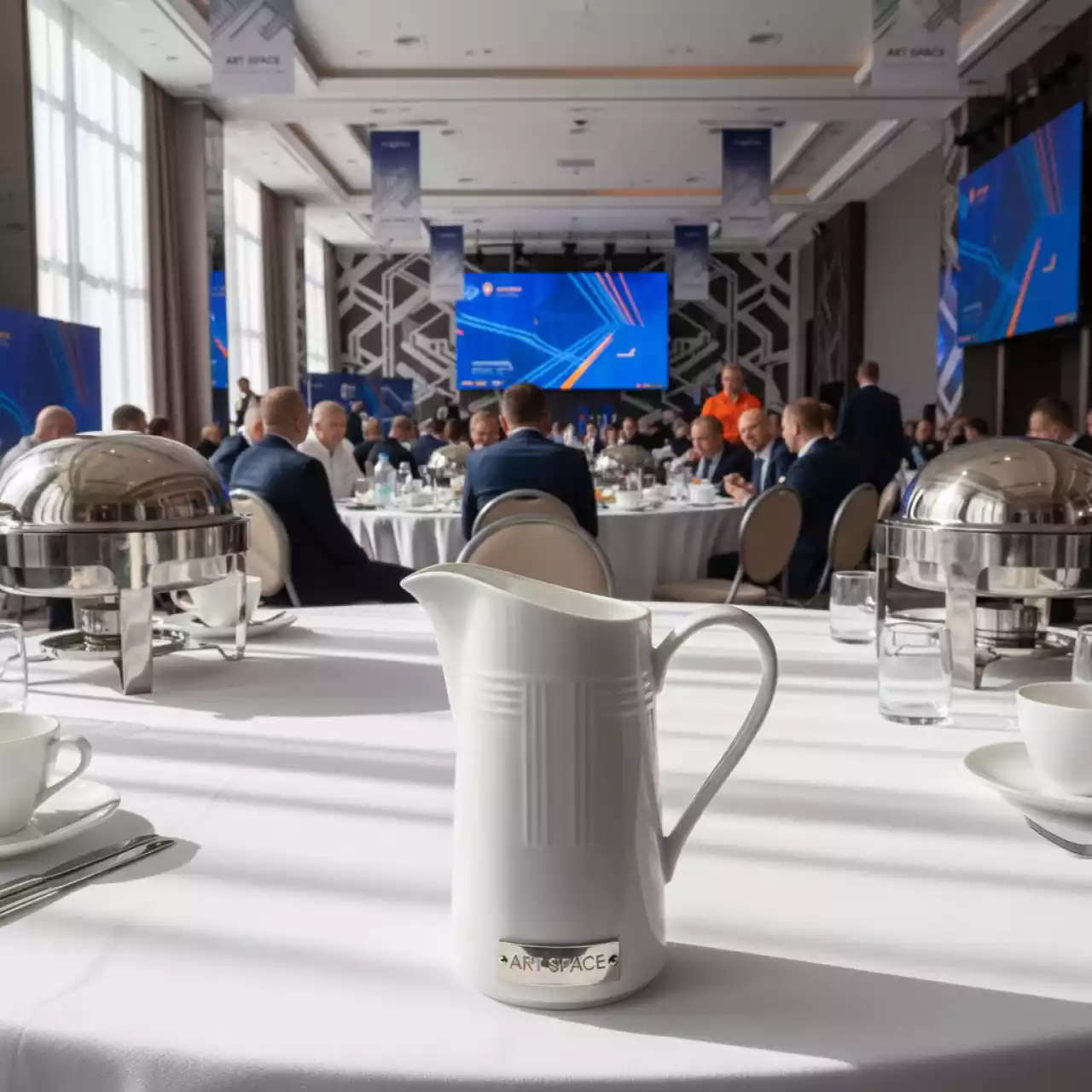 Аренда Молочник с ручкой Lubiana в конгресс-холле отеля Жемчужина — ART SPACE