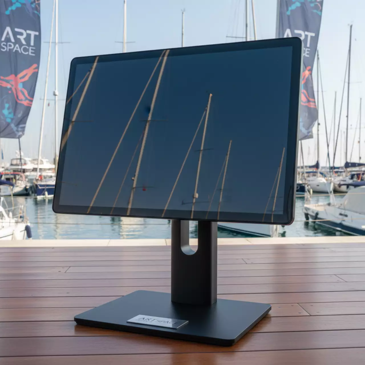 Аренда Монитор сенсорный настольный 13” Samsung QB13R T в Сочи — ART SPACE